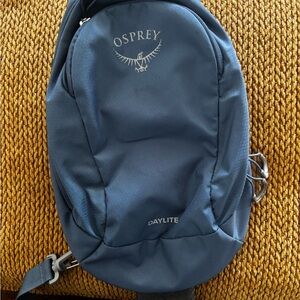 OSPREY Daylite Water Repellent Sling Back Pack, Wave Blue